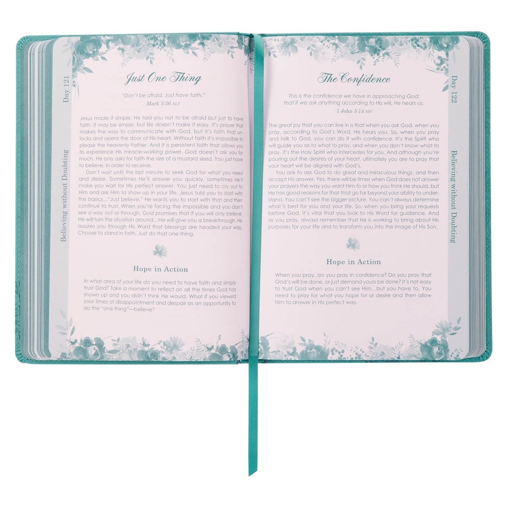 Living A Hope Filled Life 365 Day Devo Green