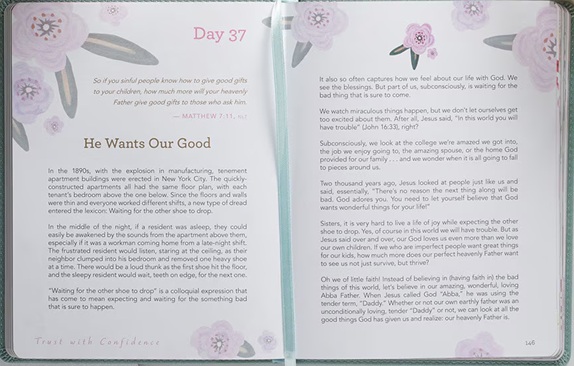 Find Joy Womans Devotional Mint Green (01/25)