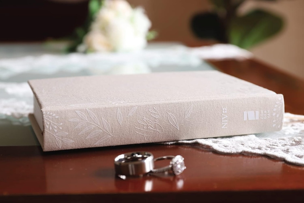NIV Bride's Bible Cream H/C