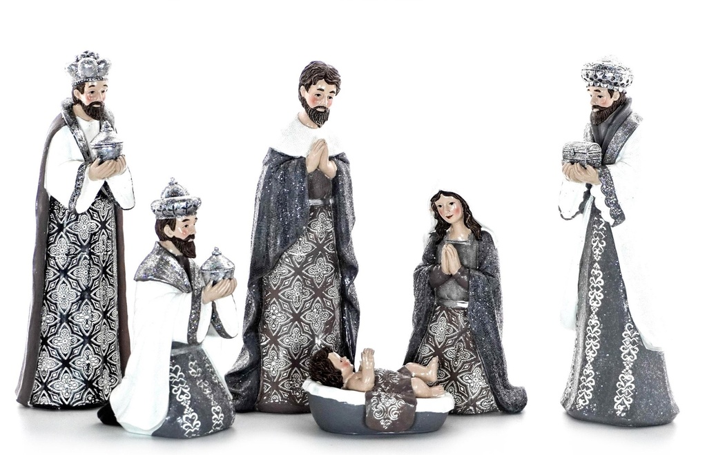 Nativity 6 Piece Silvershell Medium Set