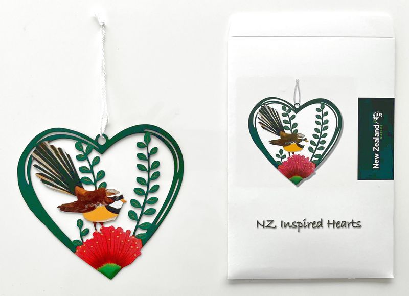 Hanging Heart NZ Native Bird Fantail