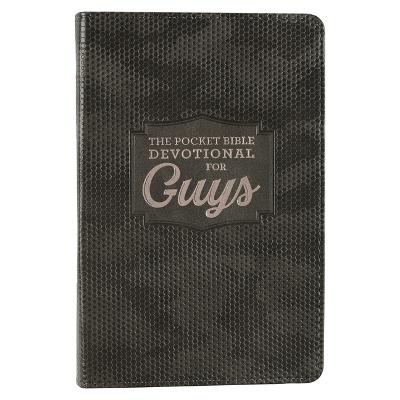 [PBD010] Pocket Bible Devotional For Guys Camo